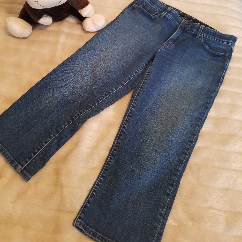 LEVI'S 525 PERFECT WAIST CAPRI SIZE 12